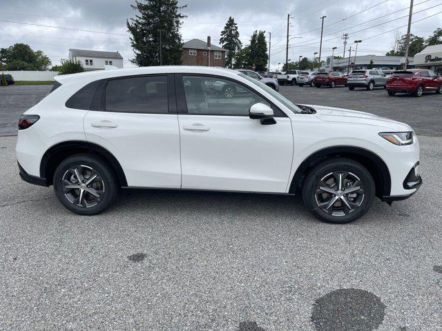 new 2025 Honda HR-V car, priced at $32,505