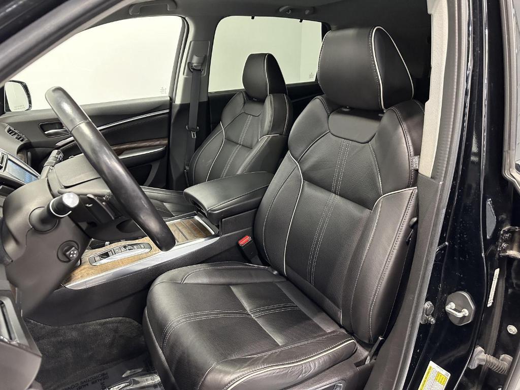 used 2020 Acura MDX car, priced at $32,695