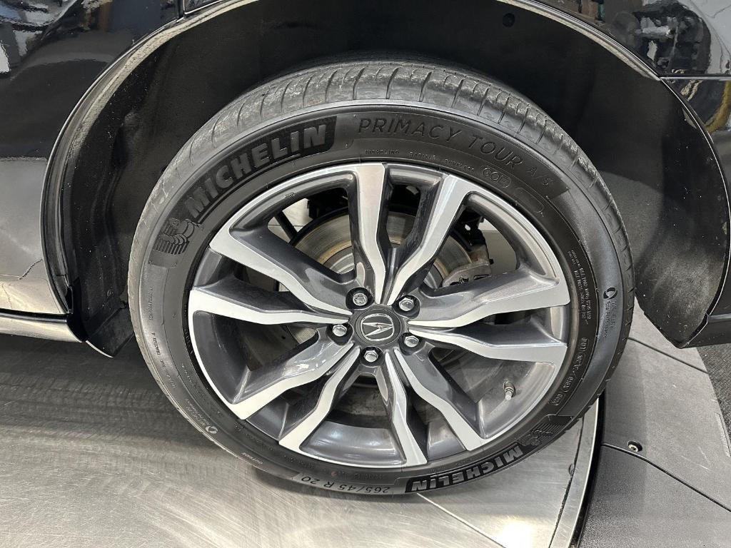 used 2020 Acura MDX car, priced at $32,695