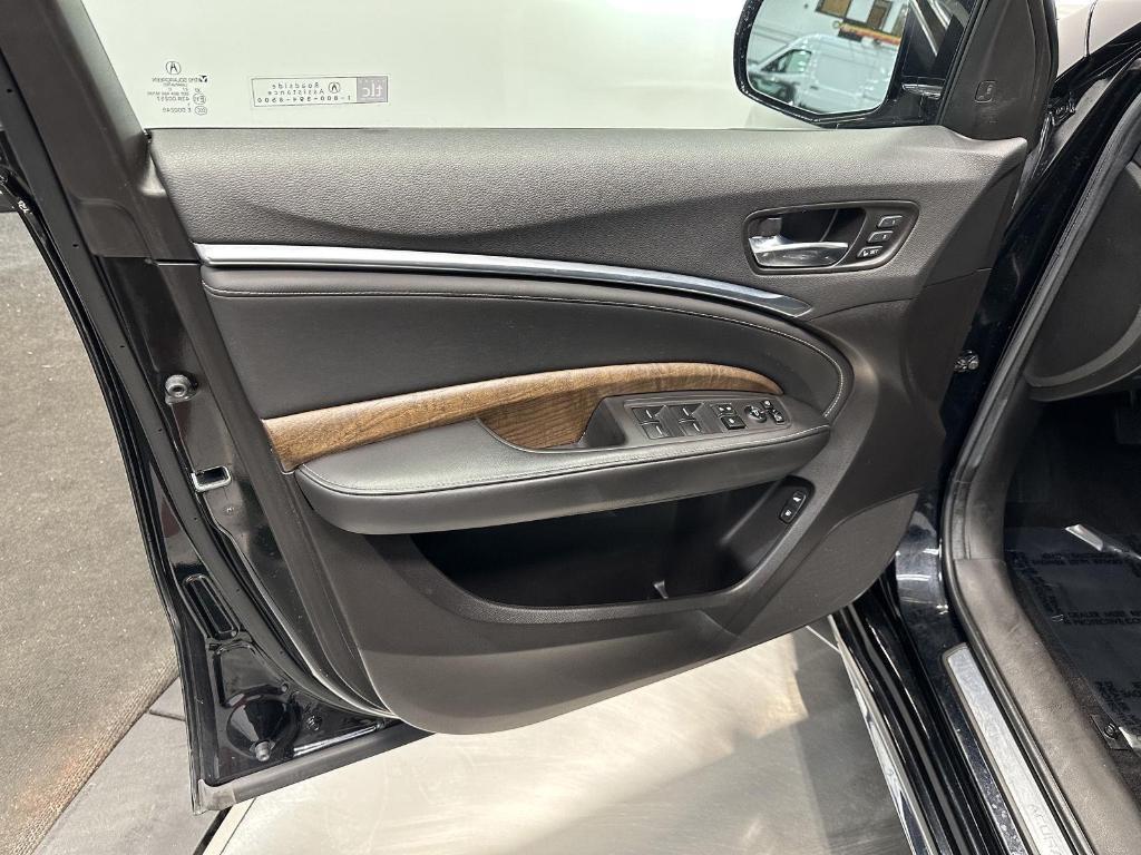 used 2020 Acura MDX car, priced at $32,695