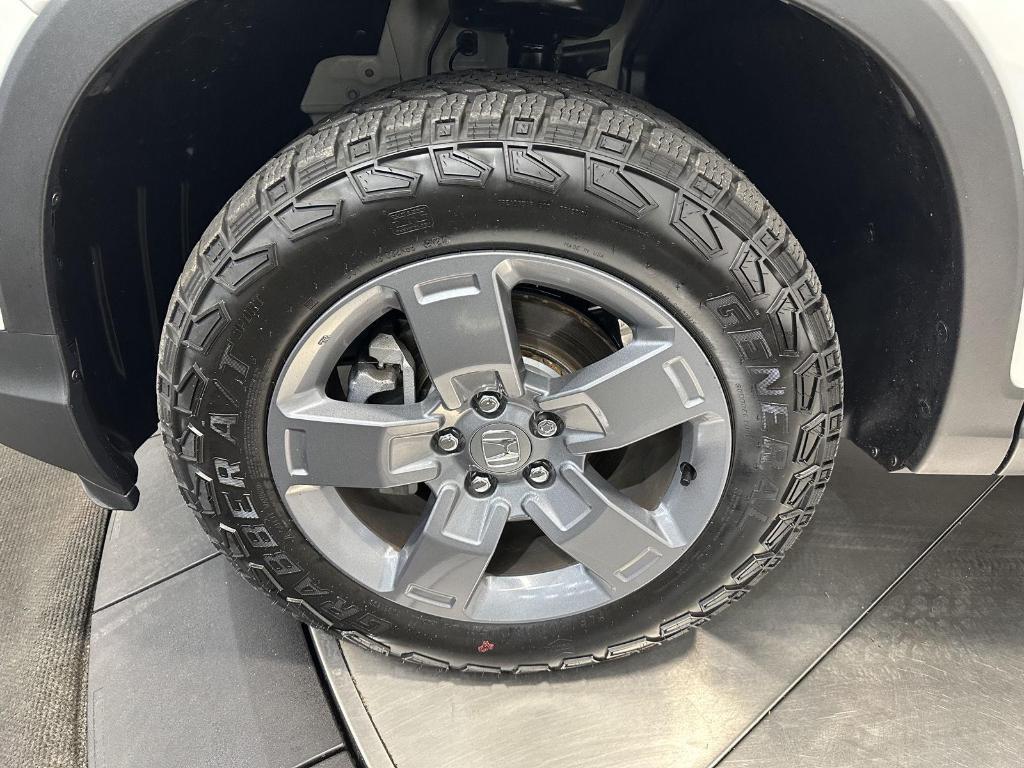 used 2024 Honda Ridgeline car, priced at $38,495