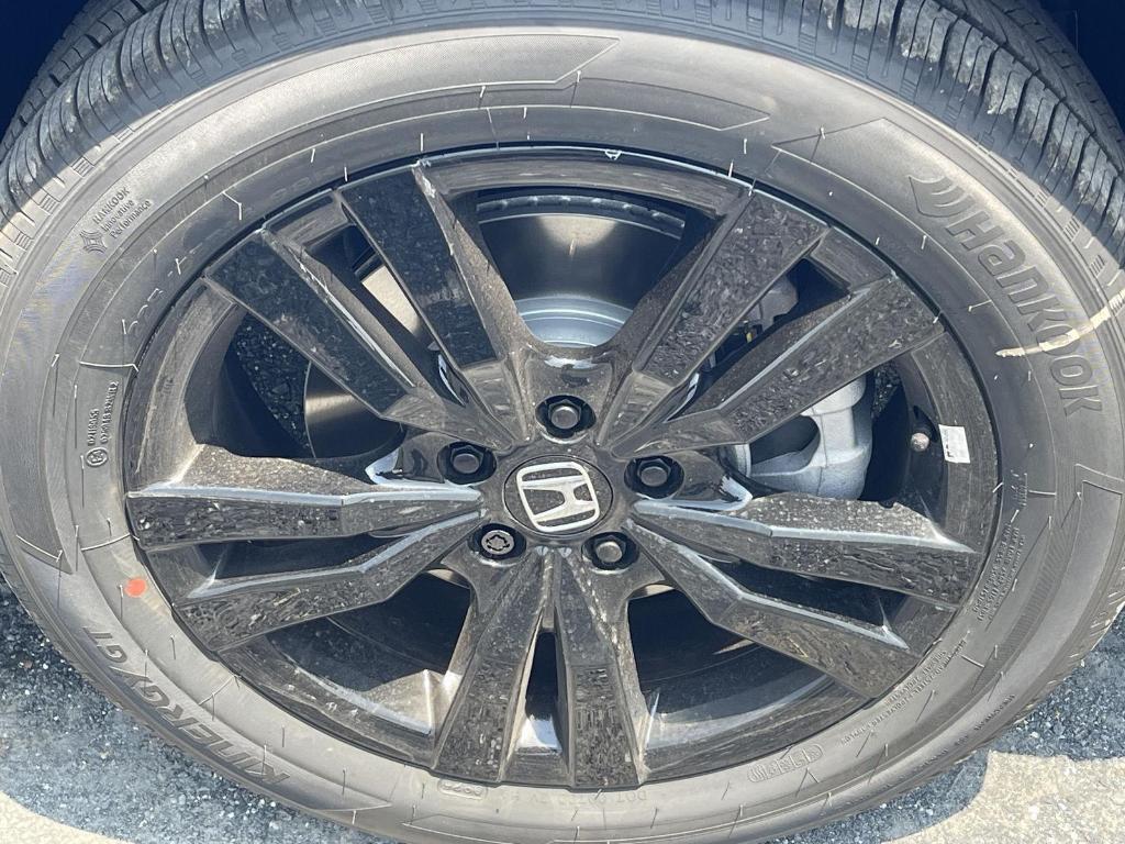 new 2026 Honda HR-V car, priced at $31,405