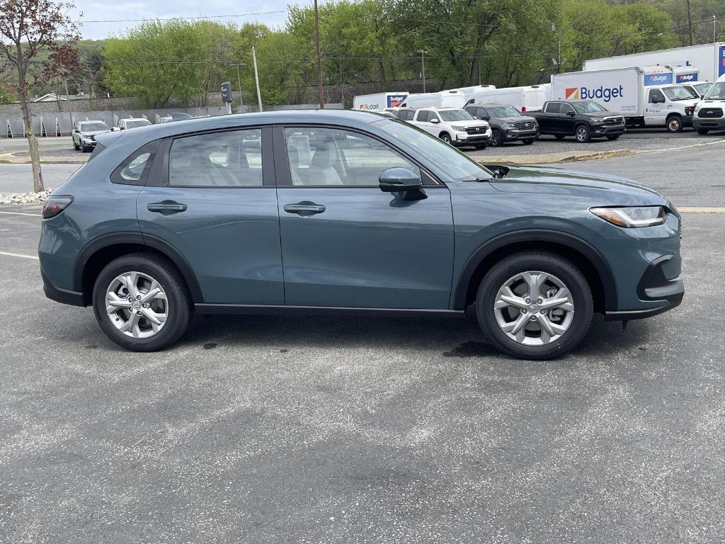 new 2025 Honda HR-V car, priced at $28,750