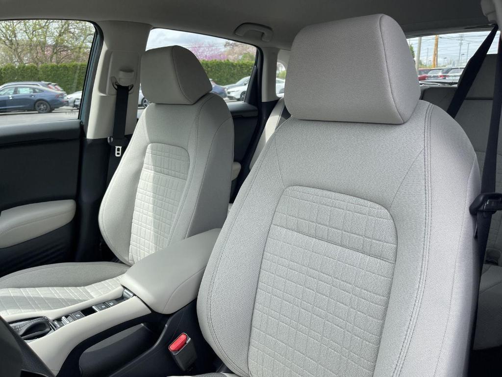 new 2025 Honda HR-V car, priced at $28,750