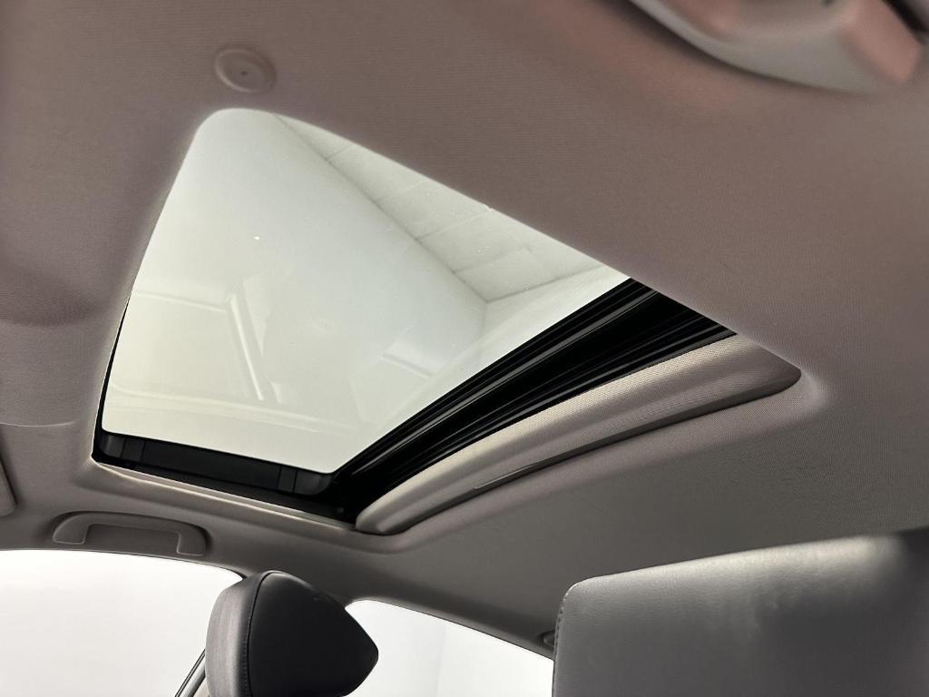 used 2022 Honda Accord Hybrid car, priced at $26,995