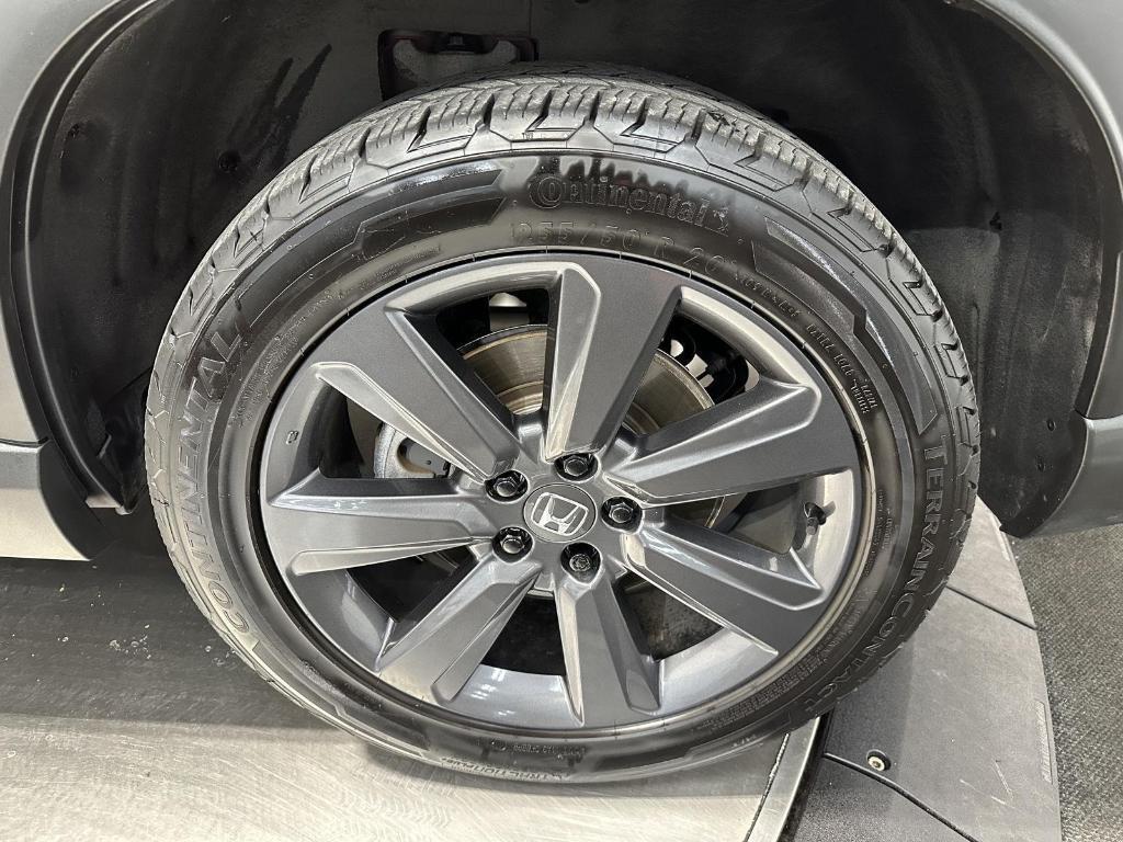 used 2023 Honda Pilot car, priced at $37,495