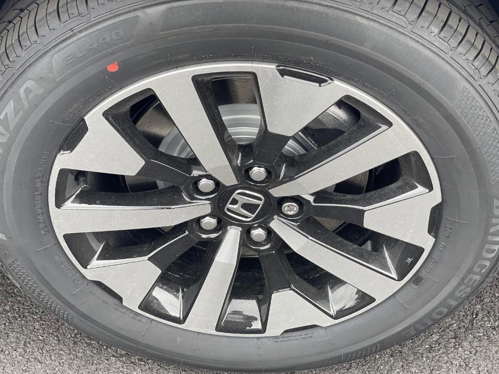 new 2025 Honda Odyssey car, priced at $44,125