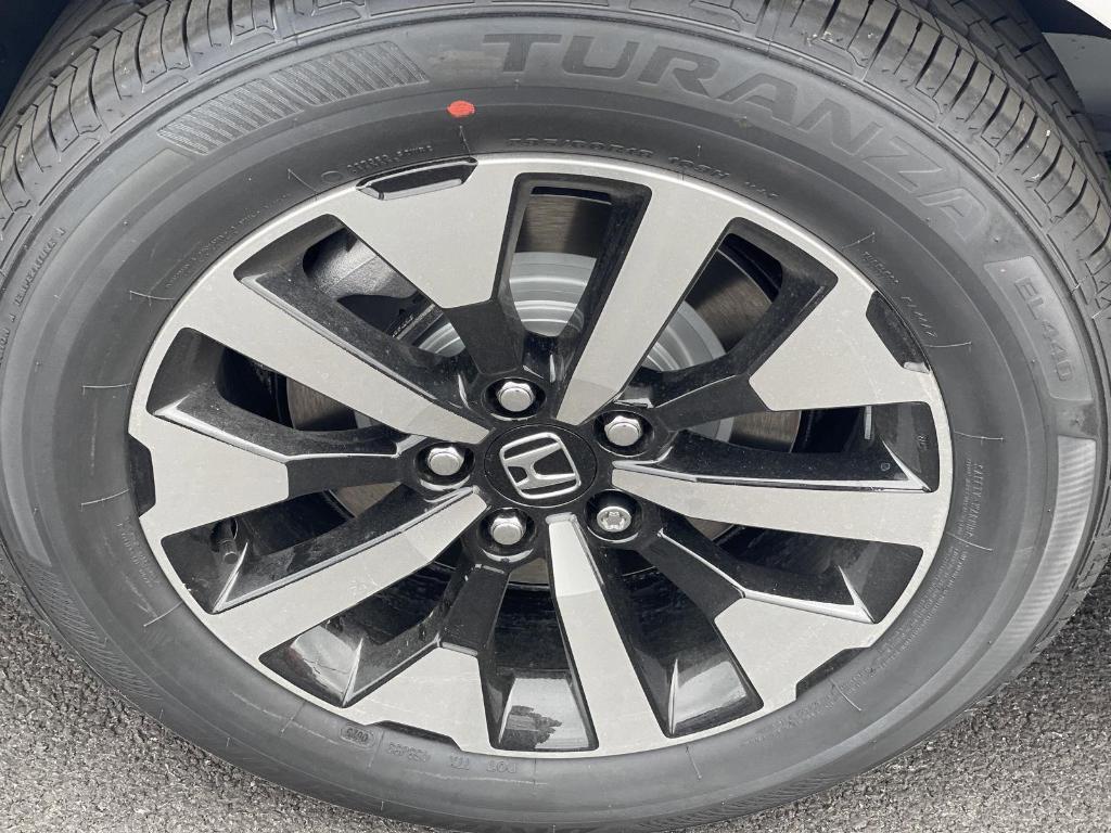 new 2025 Honda Odyssey car, priced at $44,125