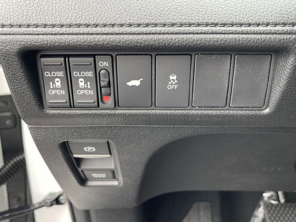 new 2025 Honda Odyssey car, priced at $44,125
