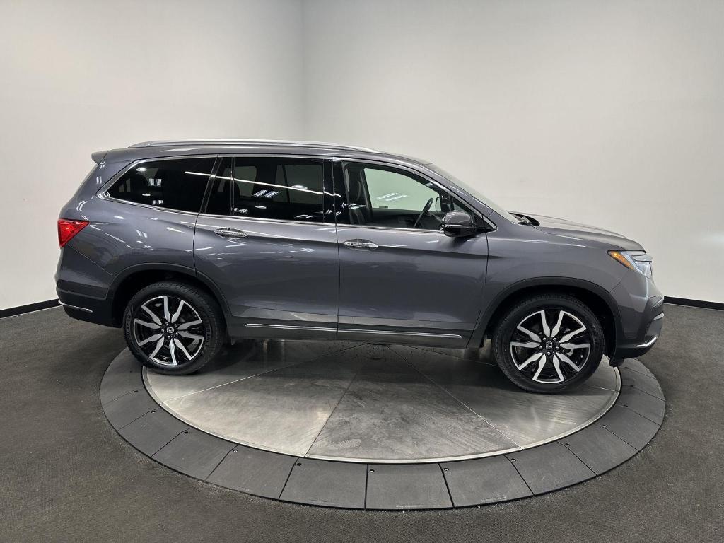 used 2021 Honda Pilot car, priced at $29,995