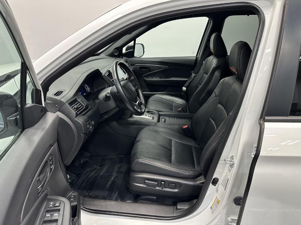 used 2022 Honda Passport car, priced at $33,995