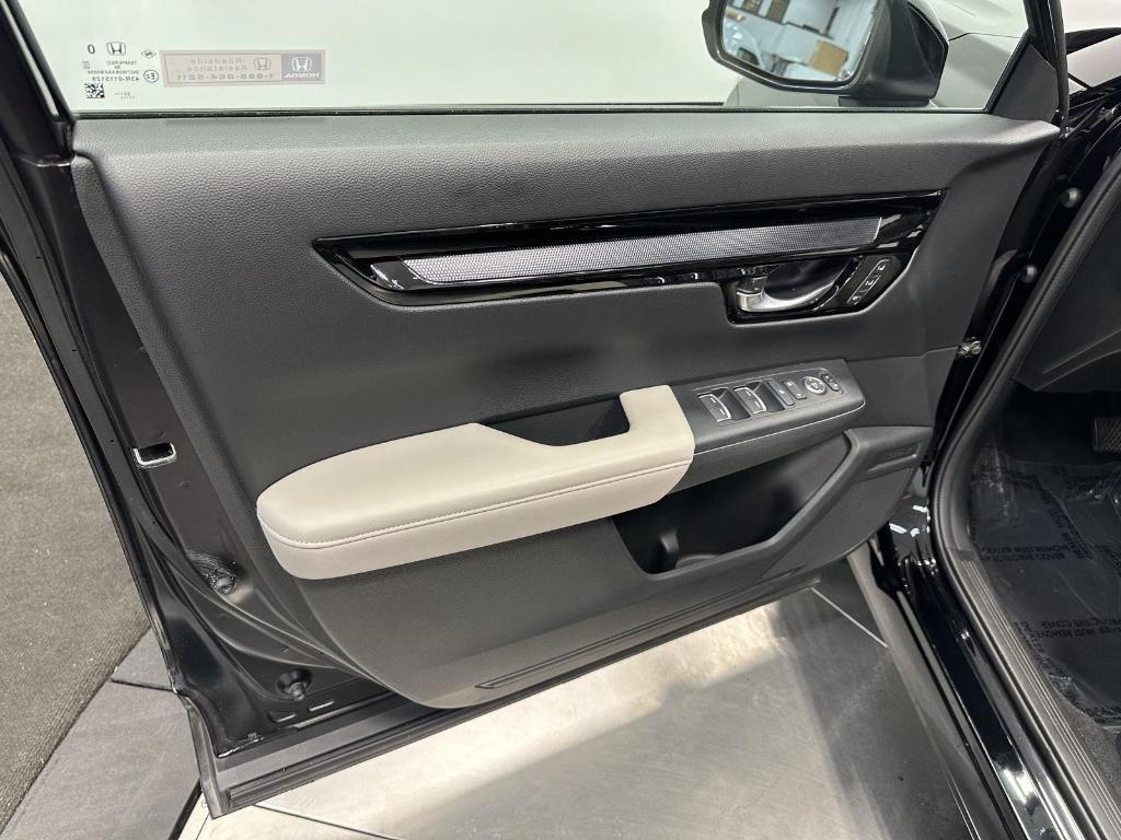 used 2024 Honda CR-V car, priced at $32,695