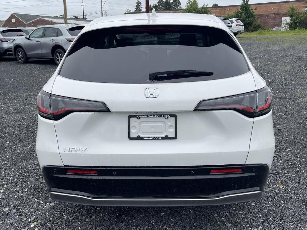 new 2025 Honda HR-V car, priced at $32,850
