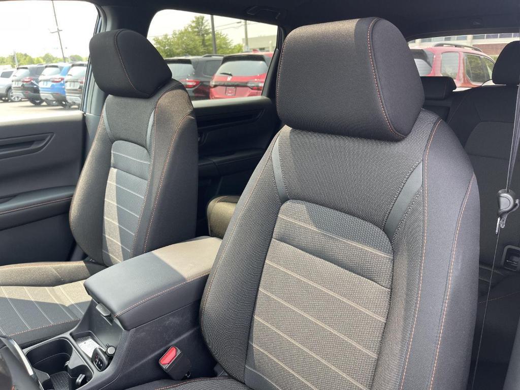 new 2025 Honda CR-V Hybrid car, priced at $37,545