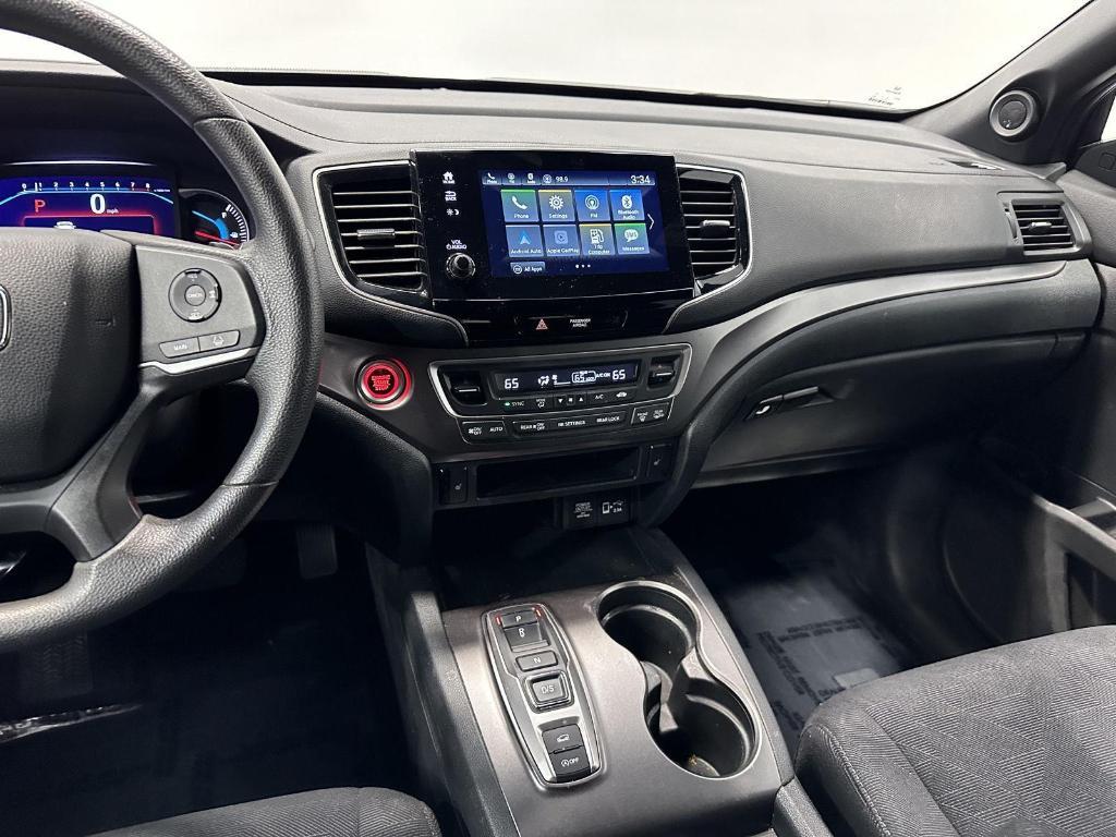 used 2022 Honda Pilot car, priced at $31,995