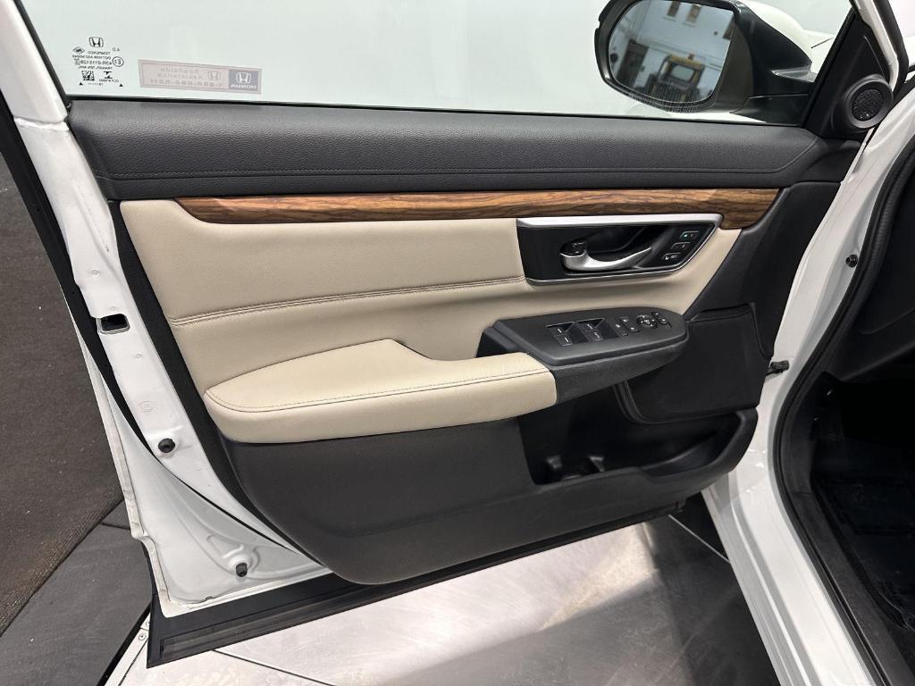 used 2018 Honda CR-V car, priced at $19,995