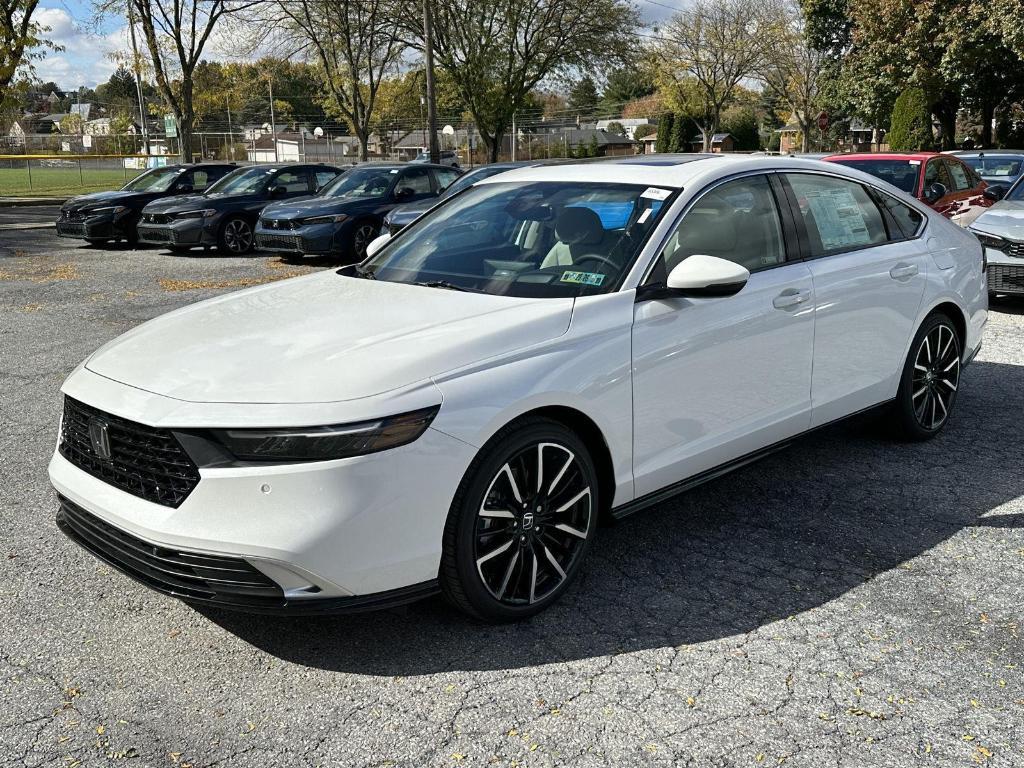 new 2025 Honda Accord Hybrid car, priced at $40,950