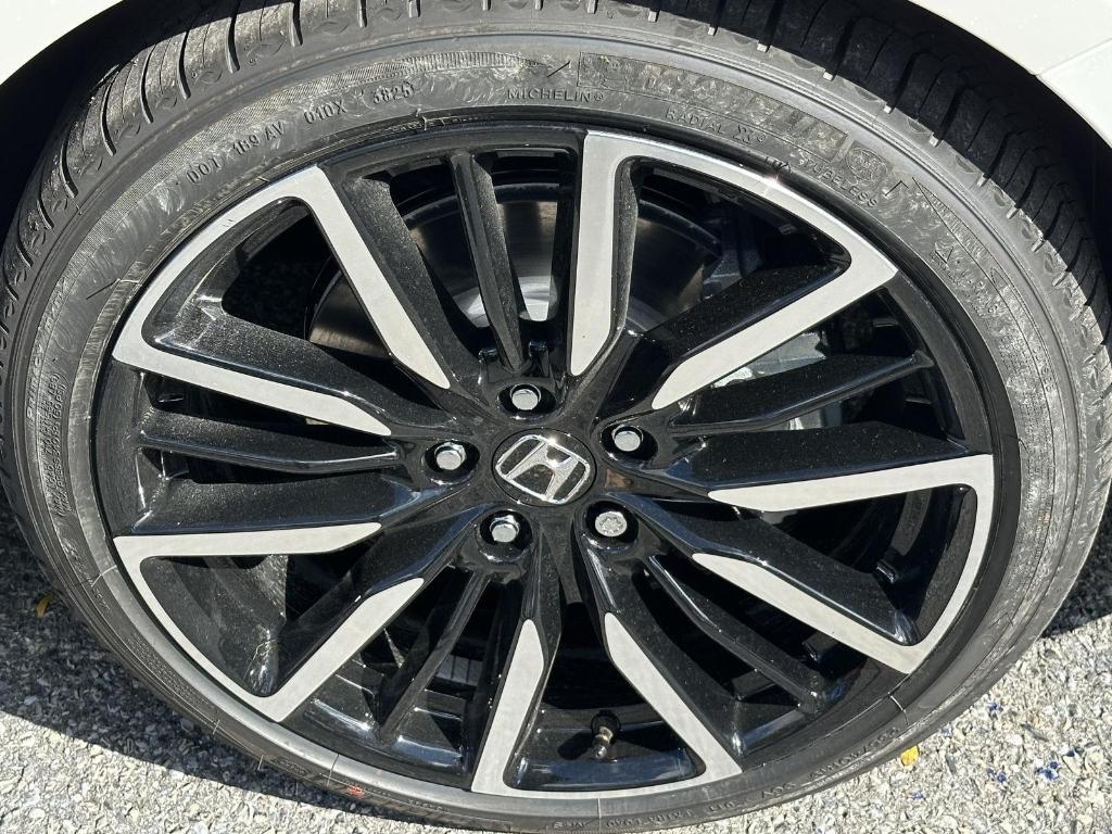 new 2025 Honda Accord Hybrid car, priced at $40,950