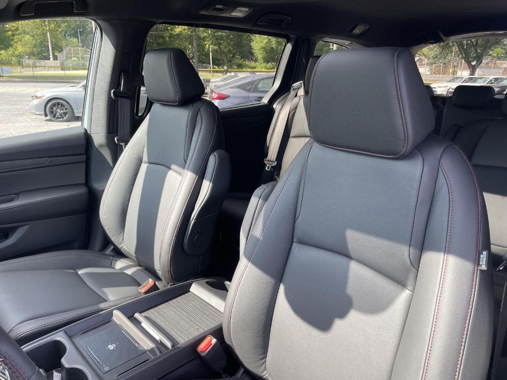 new 2026 Honda Odyssey car, priced at $46,440
