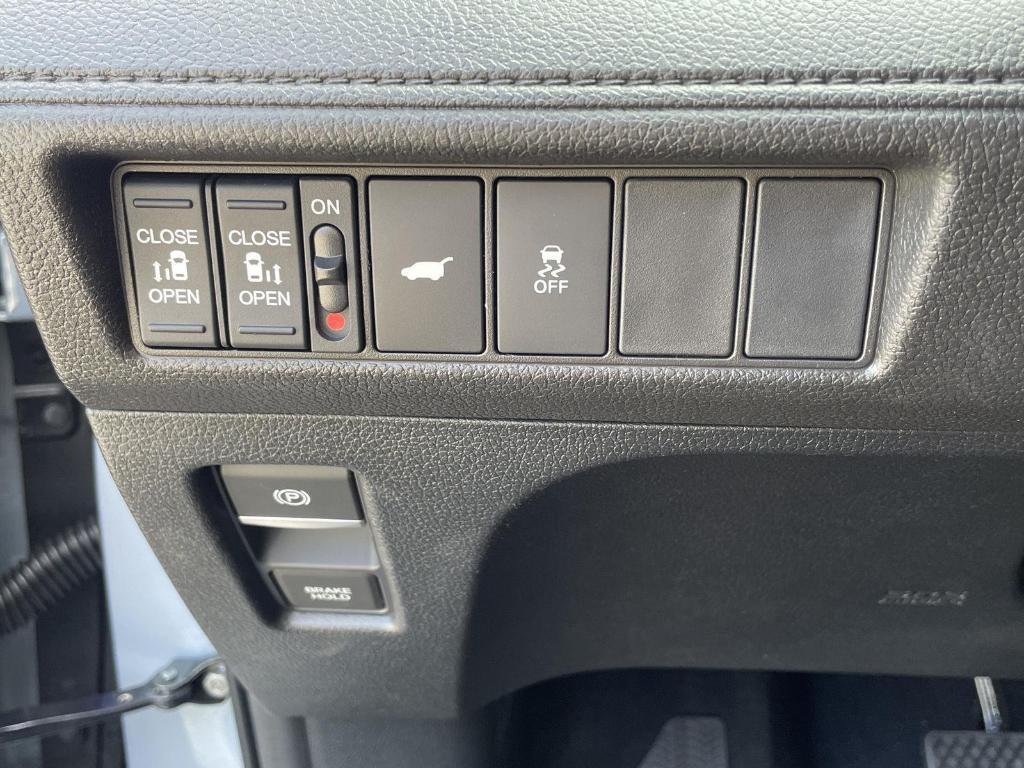 new 2026 Honda Odyssey car, priced at $46,440