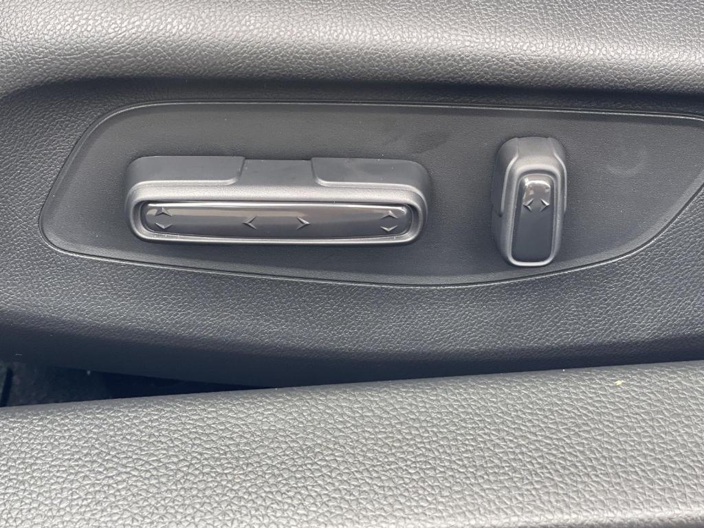 new 2026 Honda Civic Hybrid car, priced at $33,945