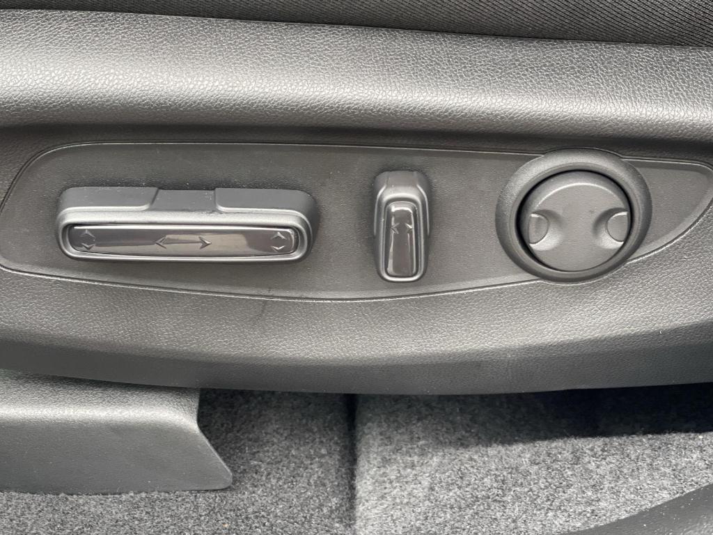new 2026 Honda CR-V Hybrid car, priced at $40,650