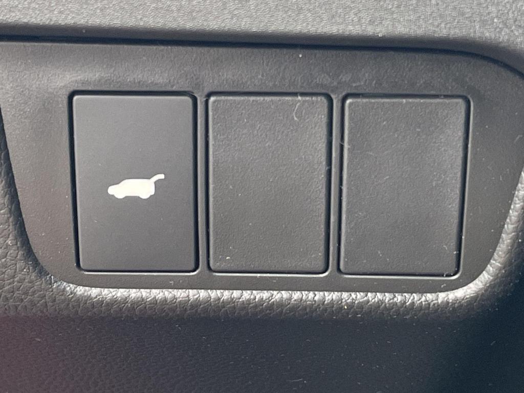 new 2026 Honda CR-V Hybrid car, priced at $40,650