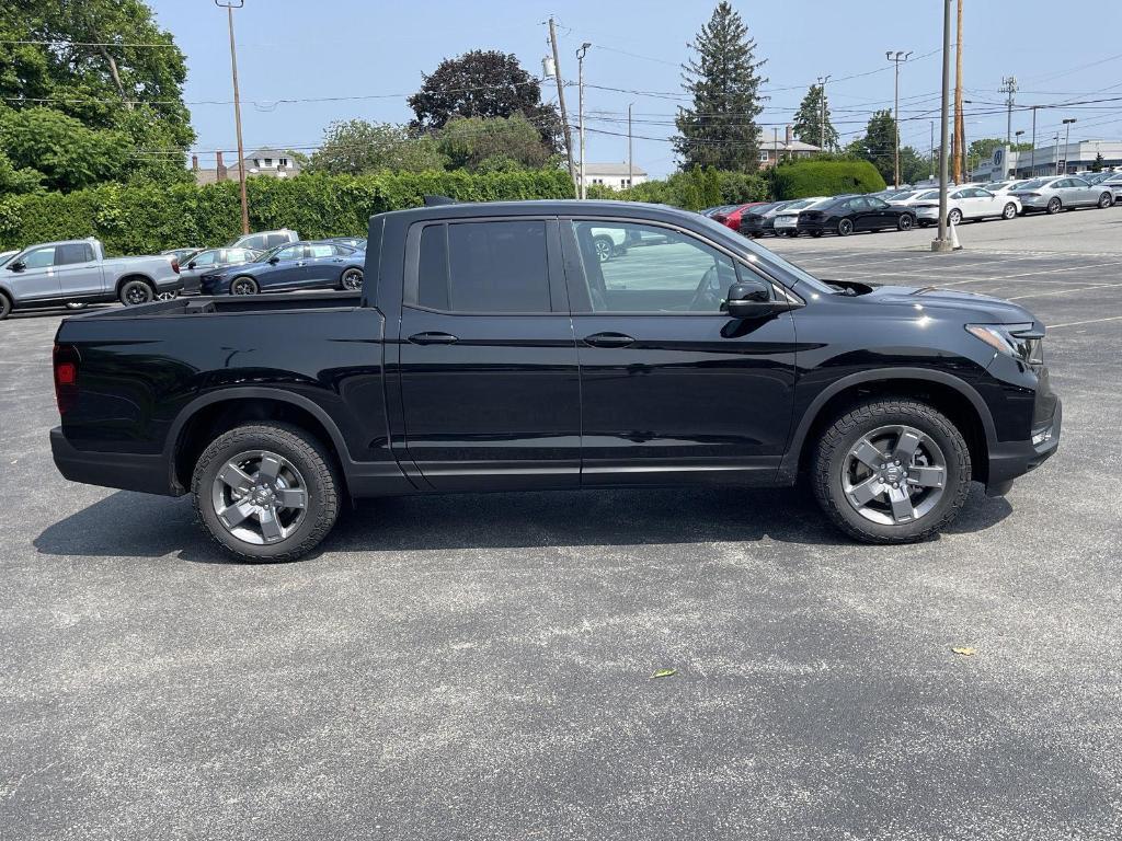 new 2025 Honda Ridgeline car, priced at $46,830