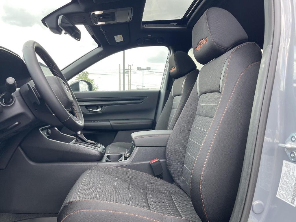 new 2026 Honda CR-V Hybrid car, priced at $40,650