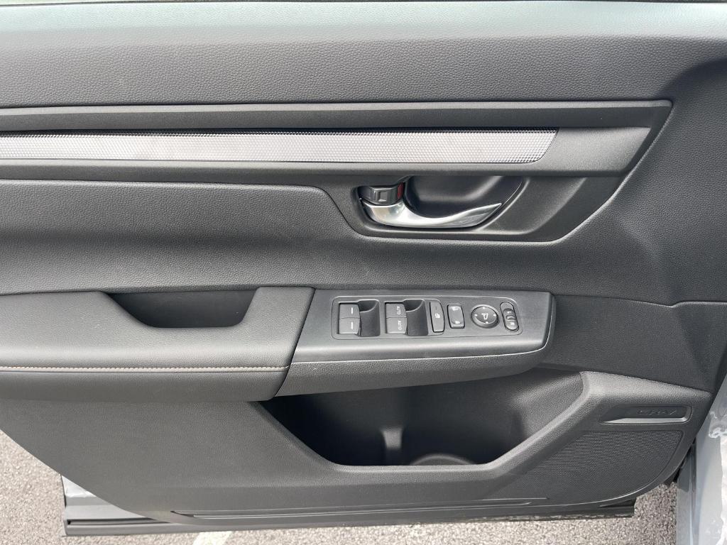 new 2026 Honda CR-V Hybrid car, priced at $40,650