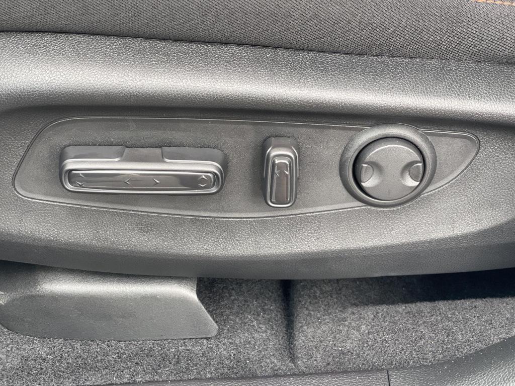 new 2026 Honda CR-V Hybrid car, priced at $40,650