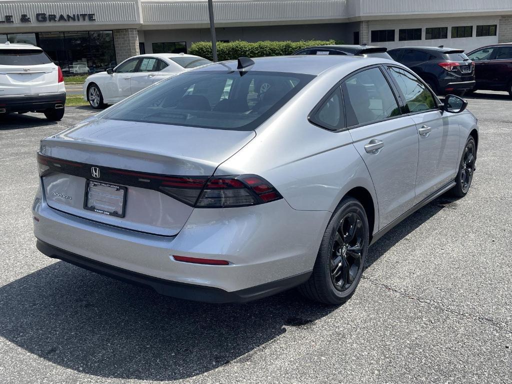 new 2025 Honda Accord car, priced at $31,710