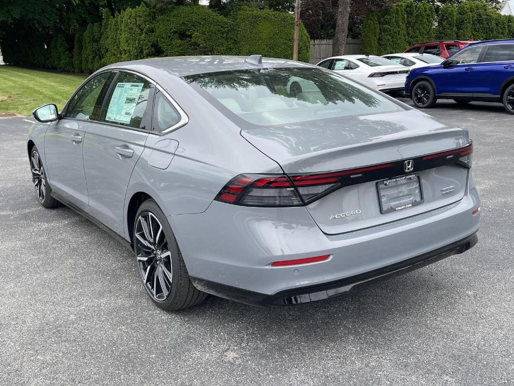 new 2025 Honda Accord Hybrid car, priced at $40,905