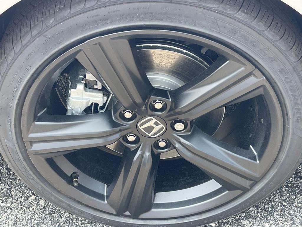 new 2025 Honda Accord Hybrid car, priced at $36,980