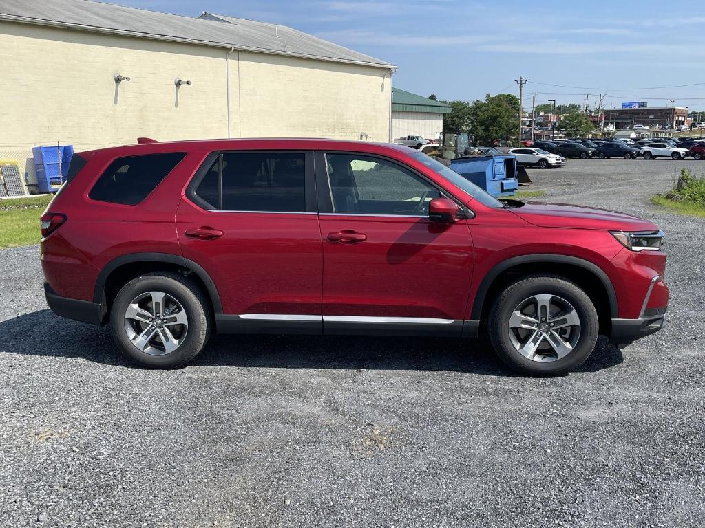 new 2025 Honda Pilot car, priced at $46,050