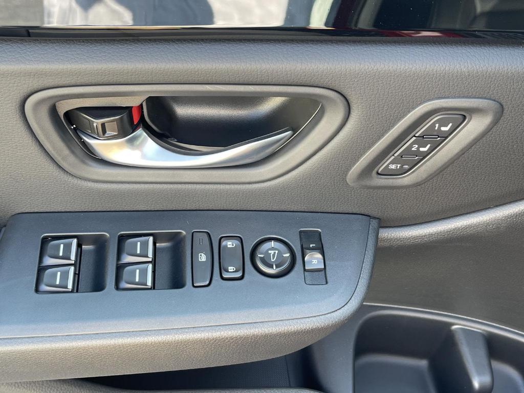 new 2025 Honda Pilot car, priced at $46,050