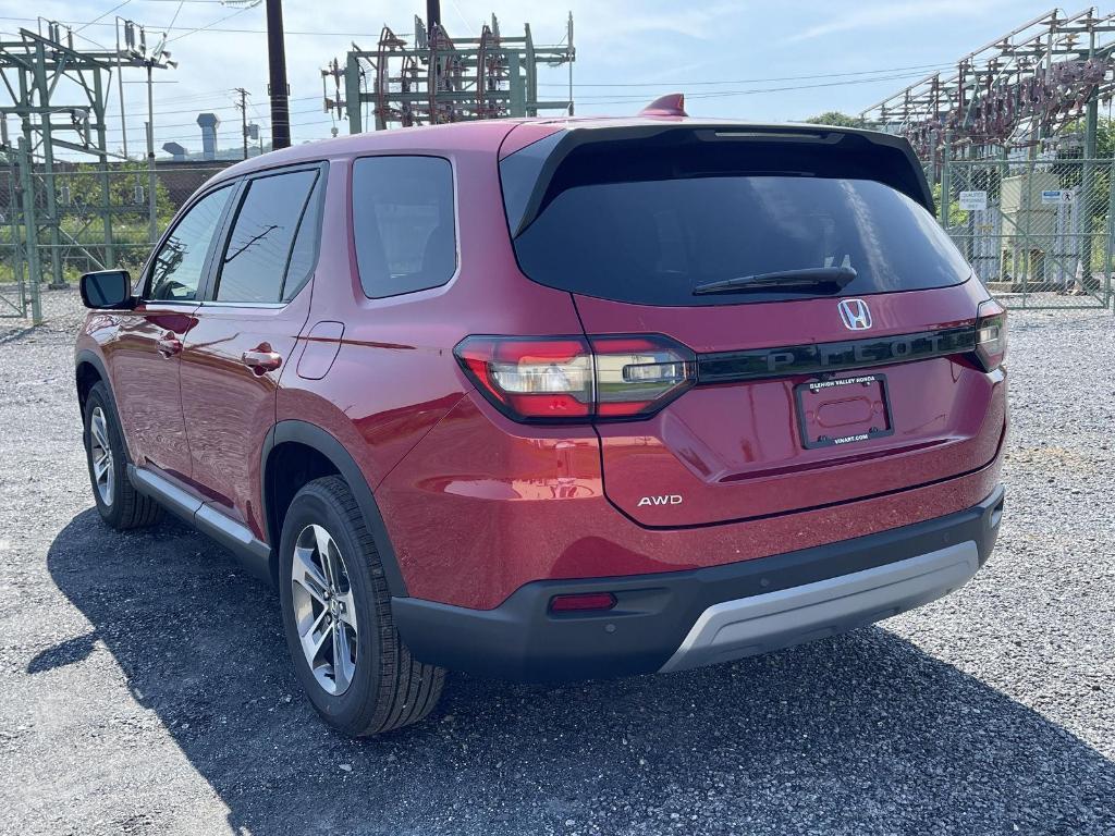 new 2025 Honda Pilot car, priced at $46,050