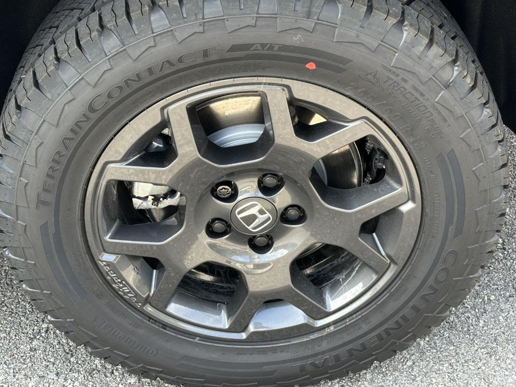 new 2025 Honda Pilot car, priced at $50,895