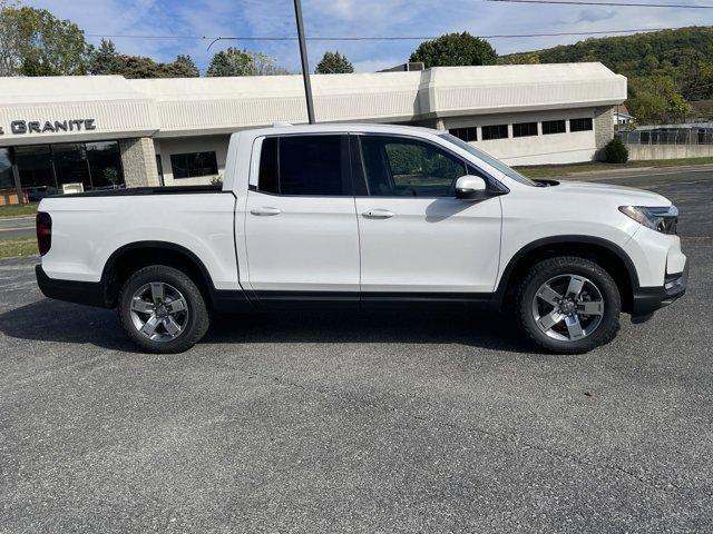 new 2025 Honda Ridgeline car, priced at $44,830