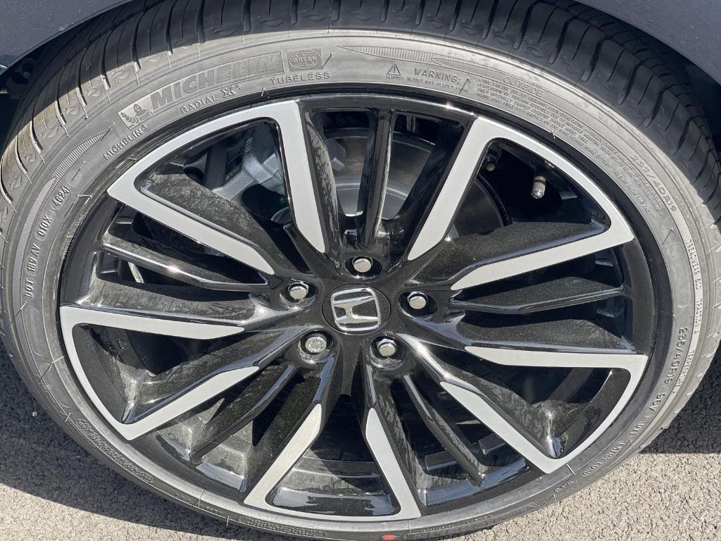 new 2025 Honda Accord Hybrid car, priced at $40,450