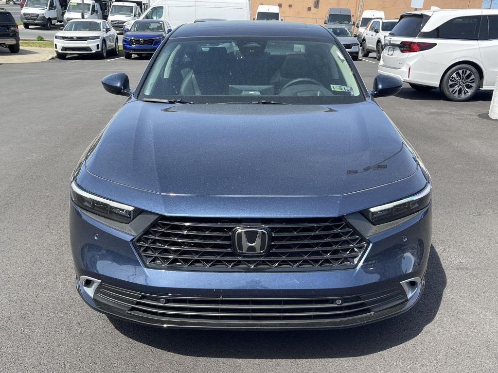 new 2025 Honda Accord Hybrid car, priced at $40,450