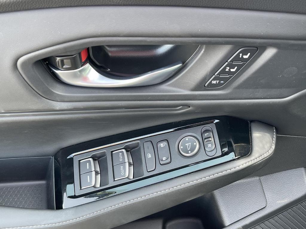 new 2025 Honda Accord Hybrid car, priced at $40,450