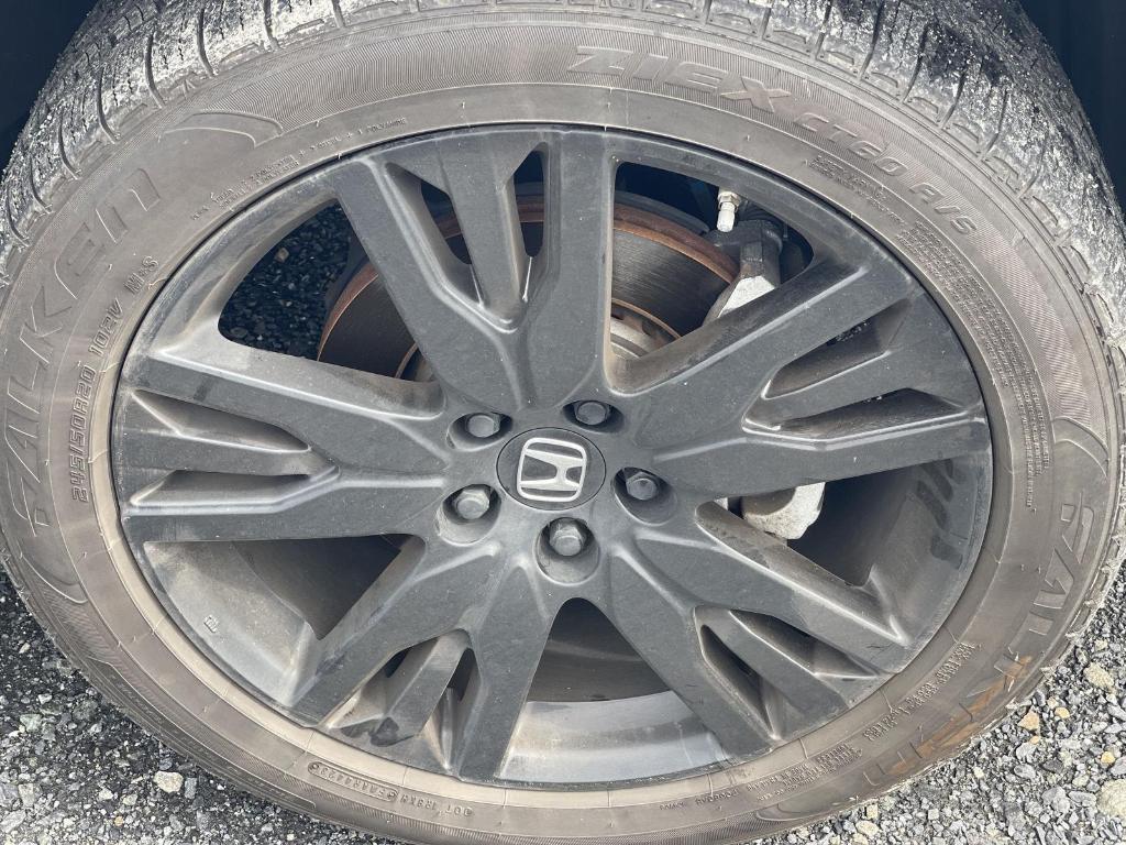 used 2022 Honda Pilot car, priced at $29,995