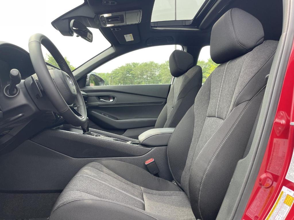 new 2025 Honda Accord Hybrid car, priced at $35,260