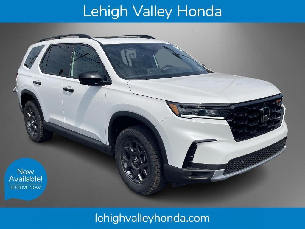 new 2025 Honda Pilot car, priced at $49,850