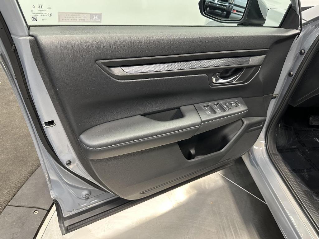 used 2023 Honda CR-V car, priced at $28,995