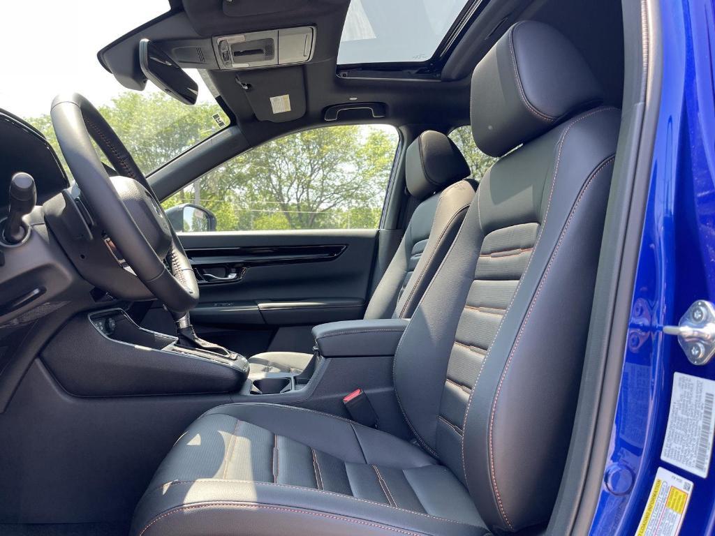 new 2025 Honda CR-V Hybrid car, priced at $42,950