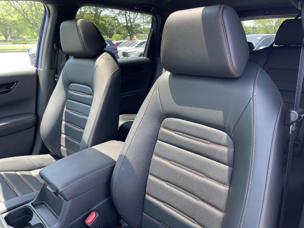 new 2025 Honda CR-V Hybrid car, priced at $42,950