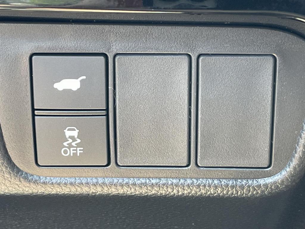 new 2025 Honda CR-V Hybrid car, priced at $42,950