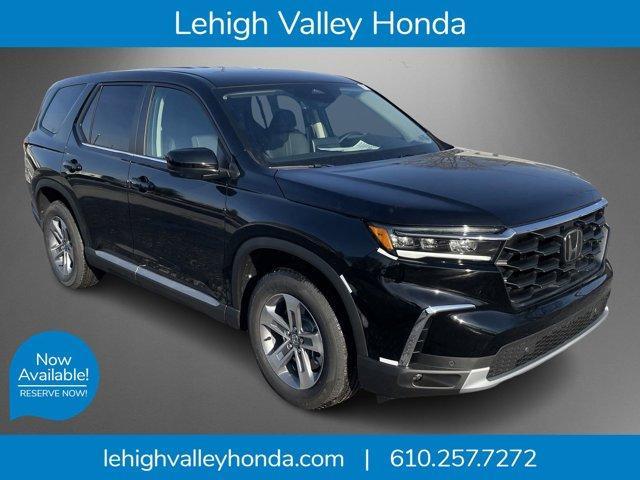 new 2025 Honda Pilot car, priced at $46,995